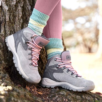 pink columbia hiking boots