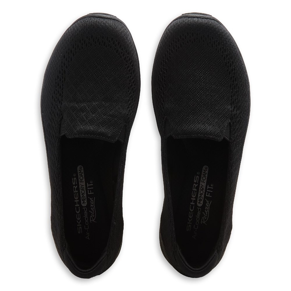 Skechers Women's Reggae Fest Willows Slip On Famous Footwear