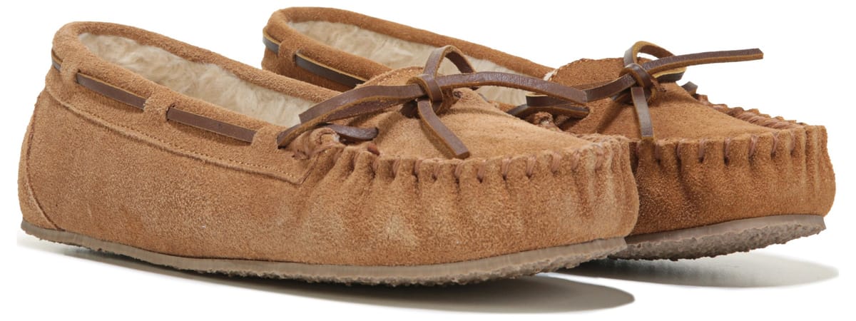 Minnetonka Moccasin Kids' Britta Trapper Slipper Little/Big Kid | Famous  Footwear