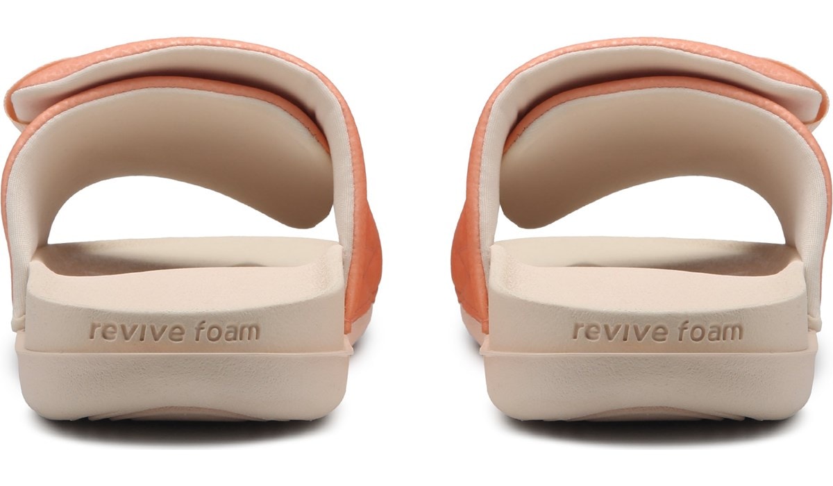◆正規品◆NIKE OFFCOURT ADJUST SLIDE GUAVA ICE(W)◆関税込◆ Nike Women's Offcourt Adjust Slide Sandal | Famous Footwear