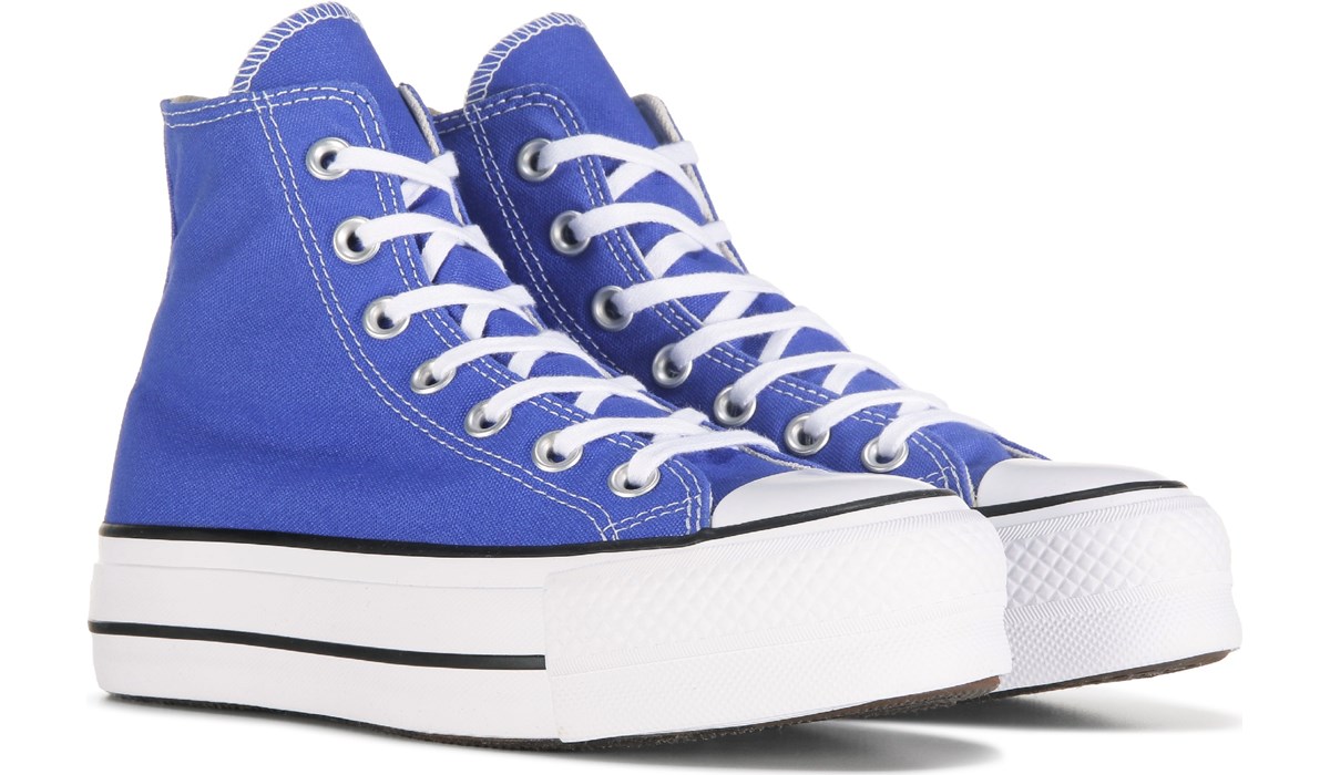 Converse Women's Chuck Taylor Star Platform Sneaker | Famous Footwear