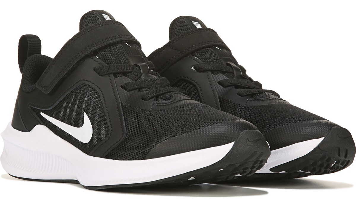 kids wide sneakers