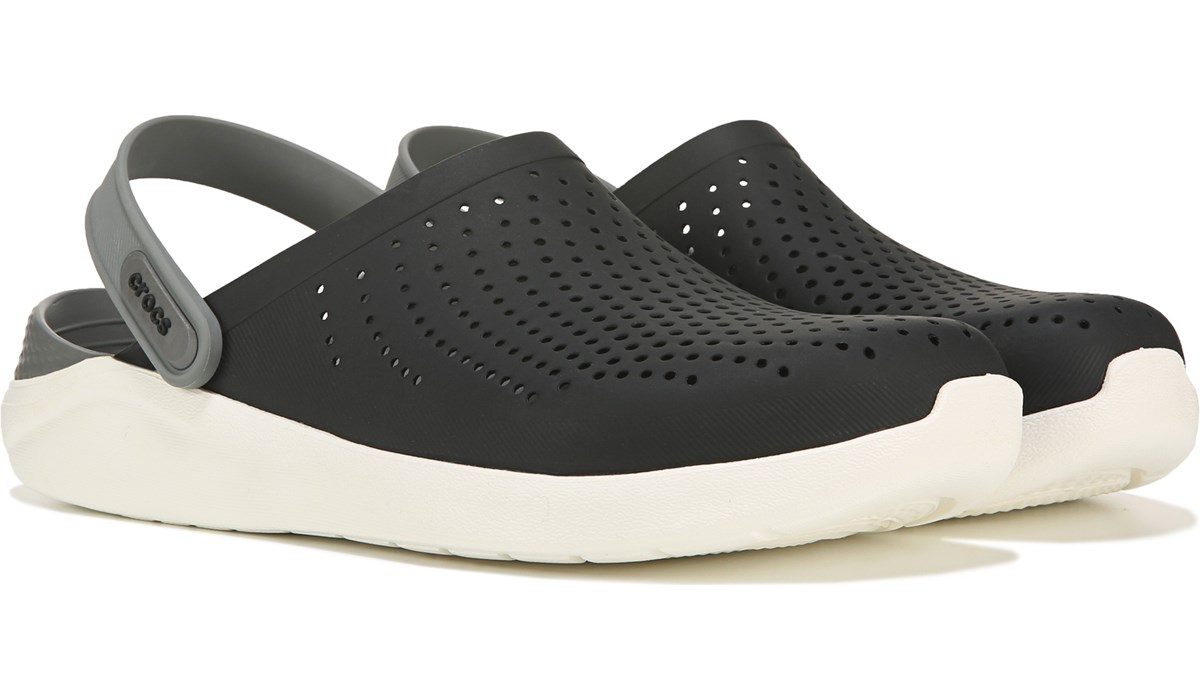 crocs clog black