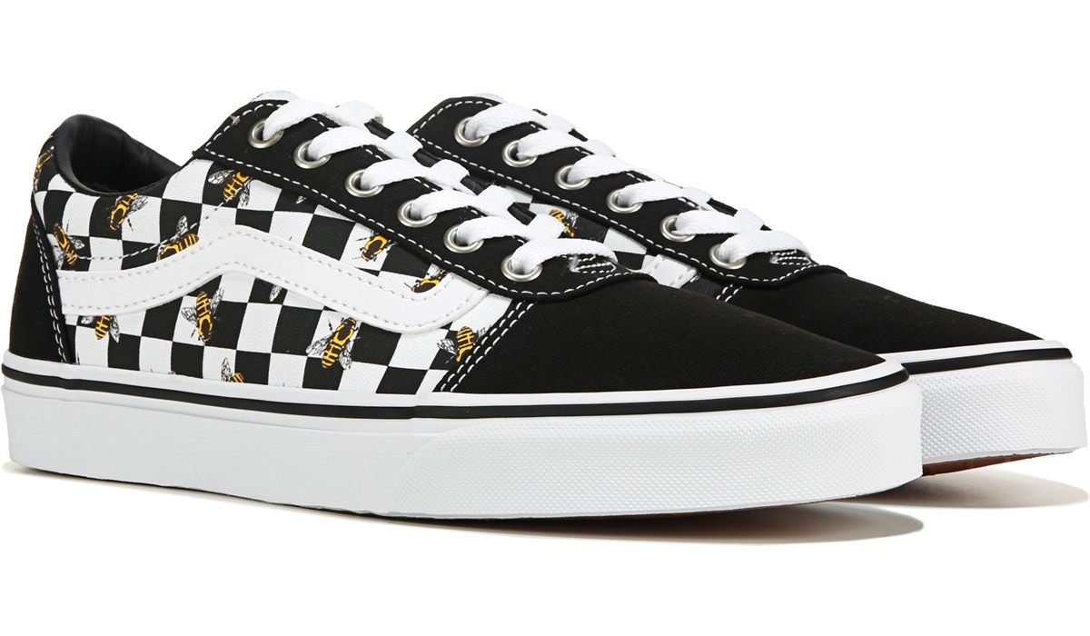 vans checkered pumps