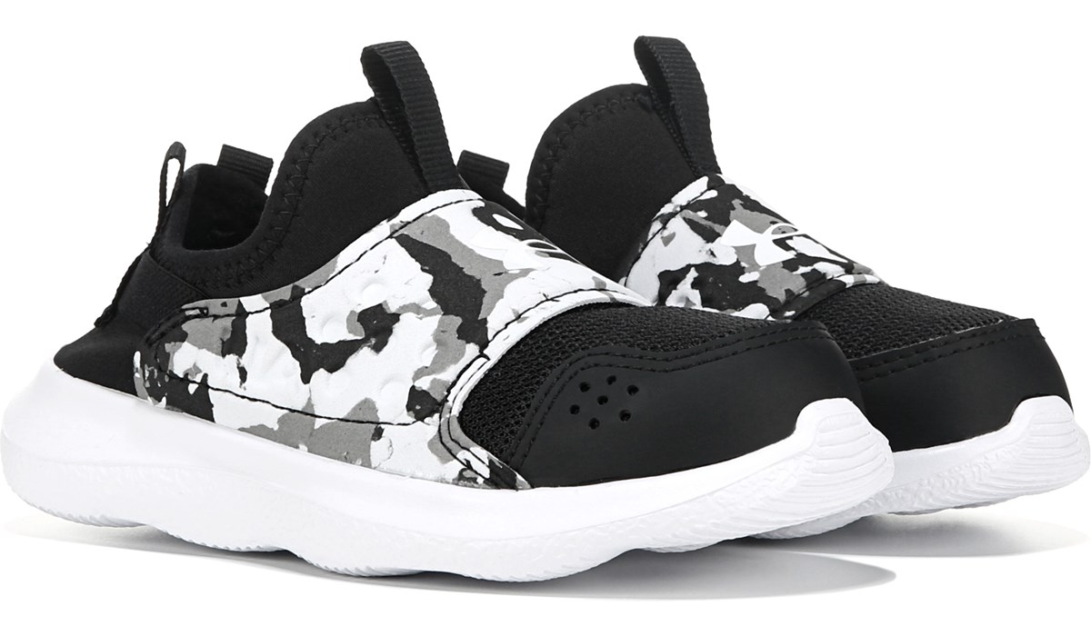 under armour tennis shoes youth