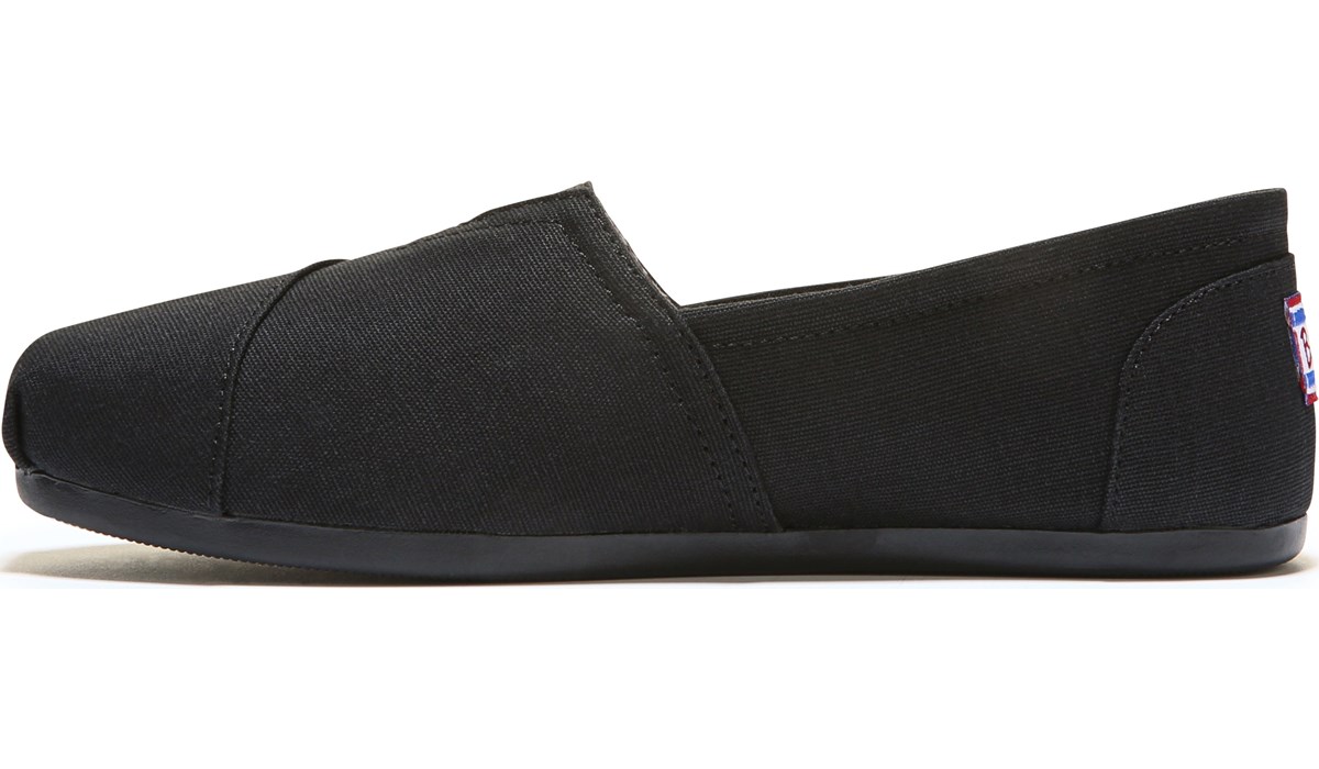 famous footwear bobs