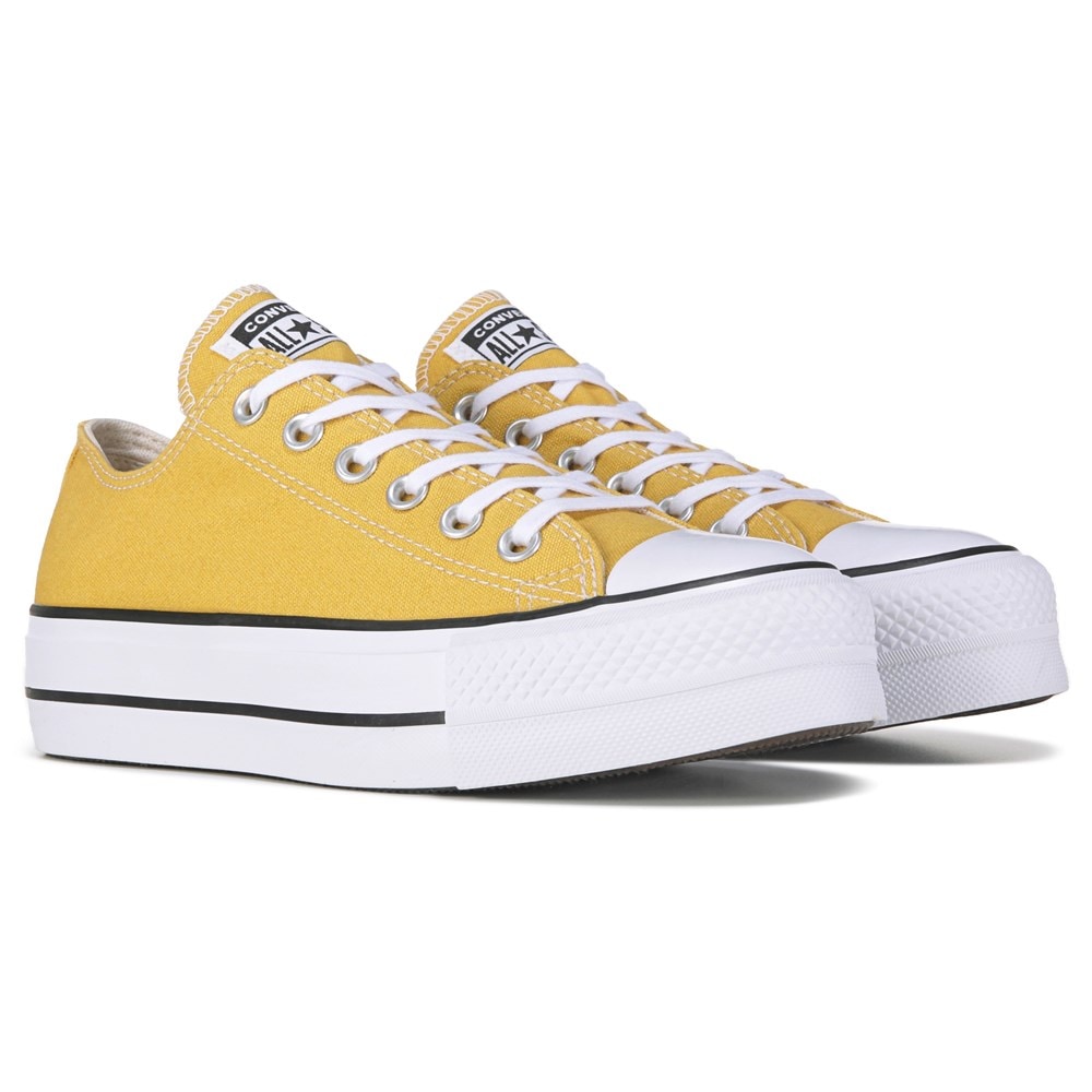 Converse Women's Chuck Taylor All Star Lift Platform Sneaker | Famous  Footwear