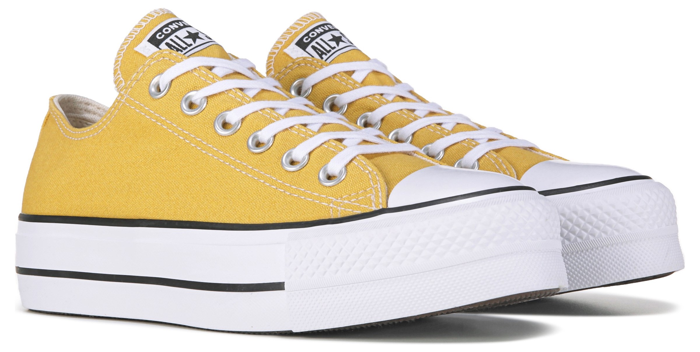 Globo Retocar radioactividad Converse Women's Chuck Taylor All Star Lift Platform Sneaker | Famous  Footwear