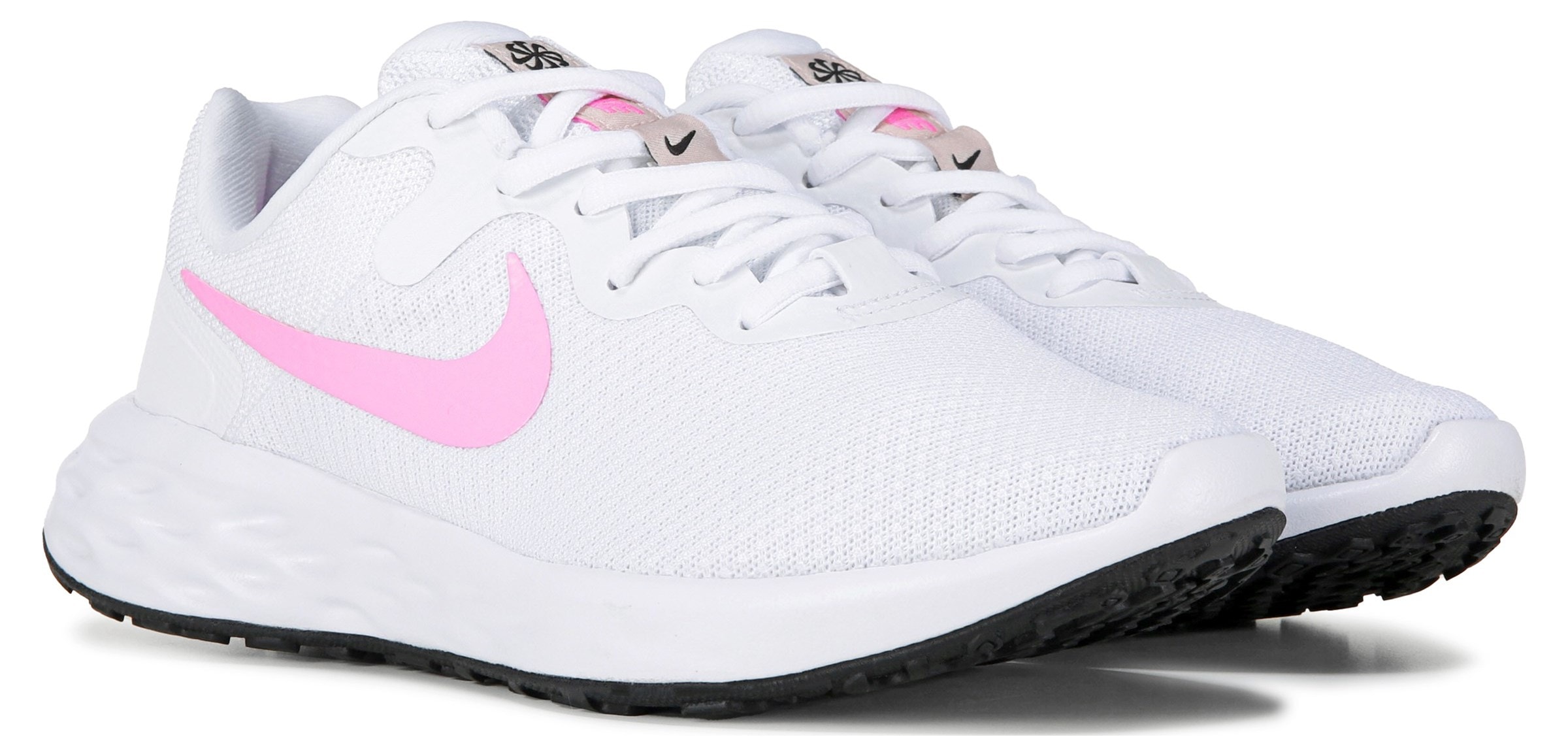 metgezel Betekenisvol piano Nike Women's Revolution 6 Medium/Wide Running Shoe | Famous Footwear