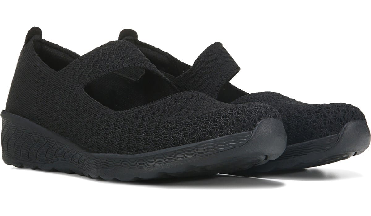 Skechers Women's Relaxed Fit Up-Lifted Mary Jane Knit Slip On | Famous  Footwear