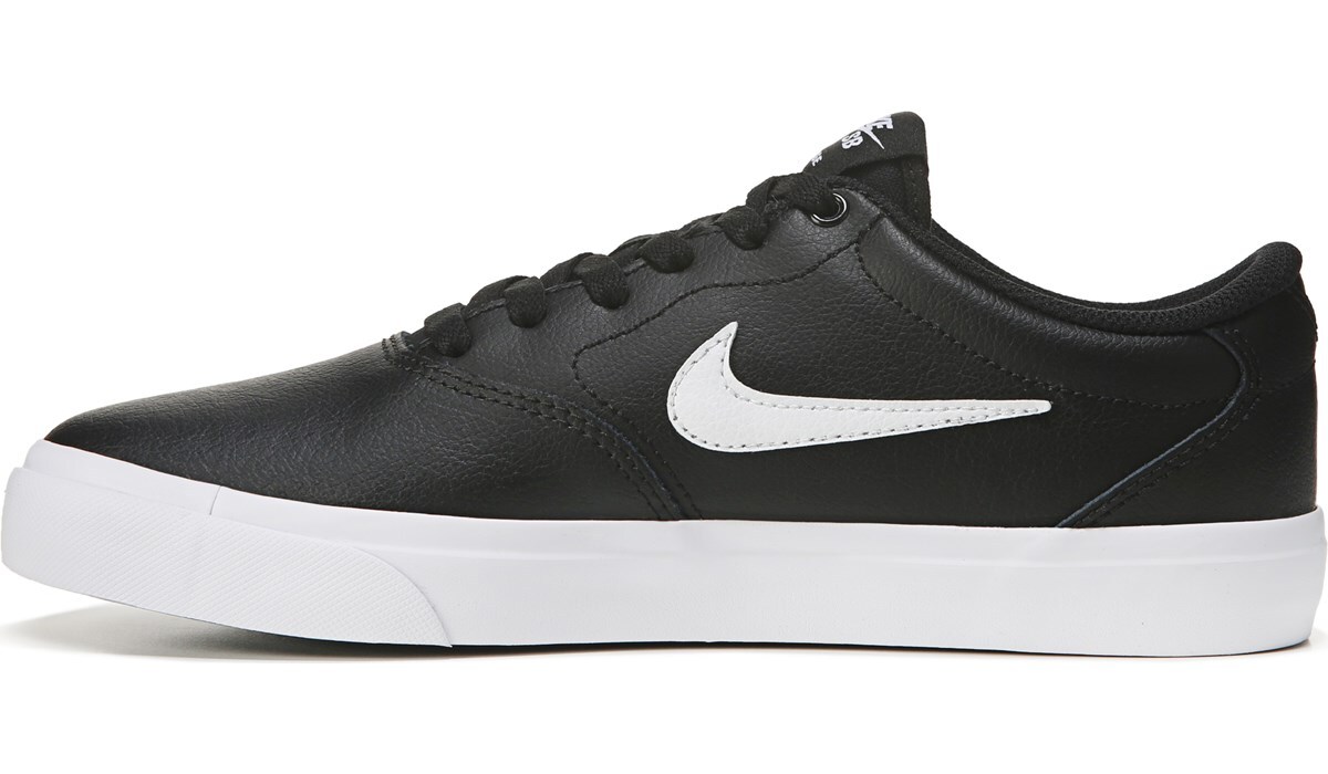 nike leather skate shoes