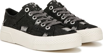 Women's Walk On Lace Up Sneaker