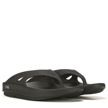 famous footwear mens flip flops