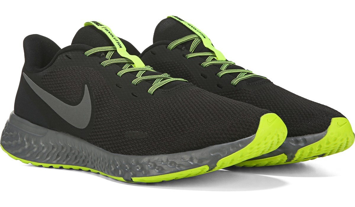 nike revolution 39