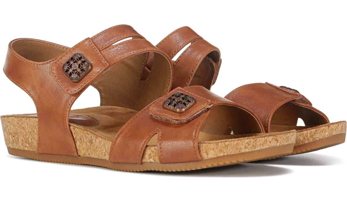Eurosoft Women's Gallatin Sandal | Famous Footwear