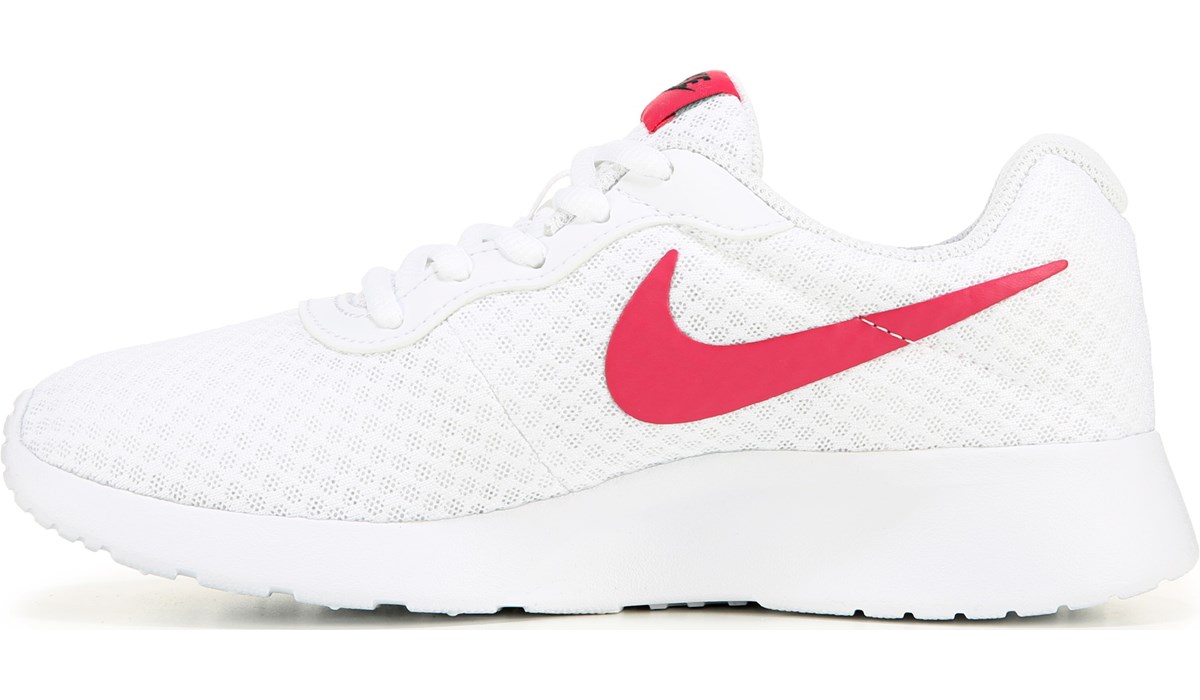 shoe dept nike tanjun