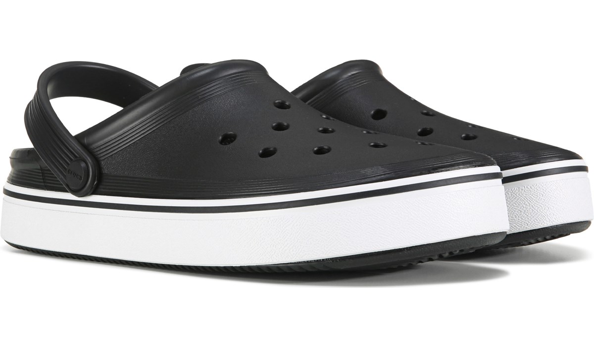 Under ~ værtinde Hvornår Crocs Off Court Clog | Famous Footwear