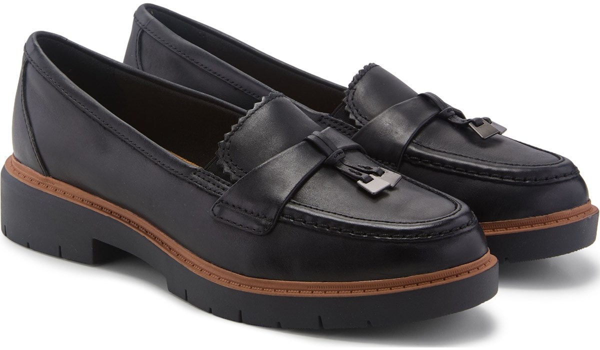Clarks Women's Westlynn Bella Loafer | Famous Footwear