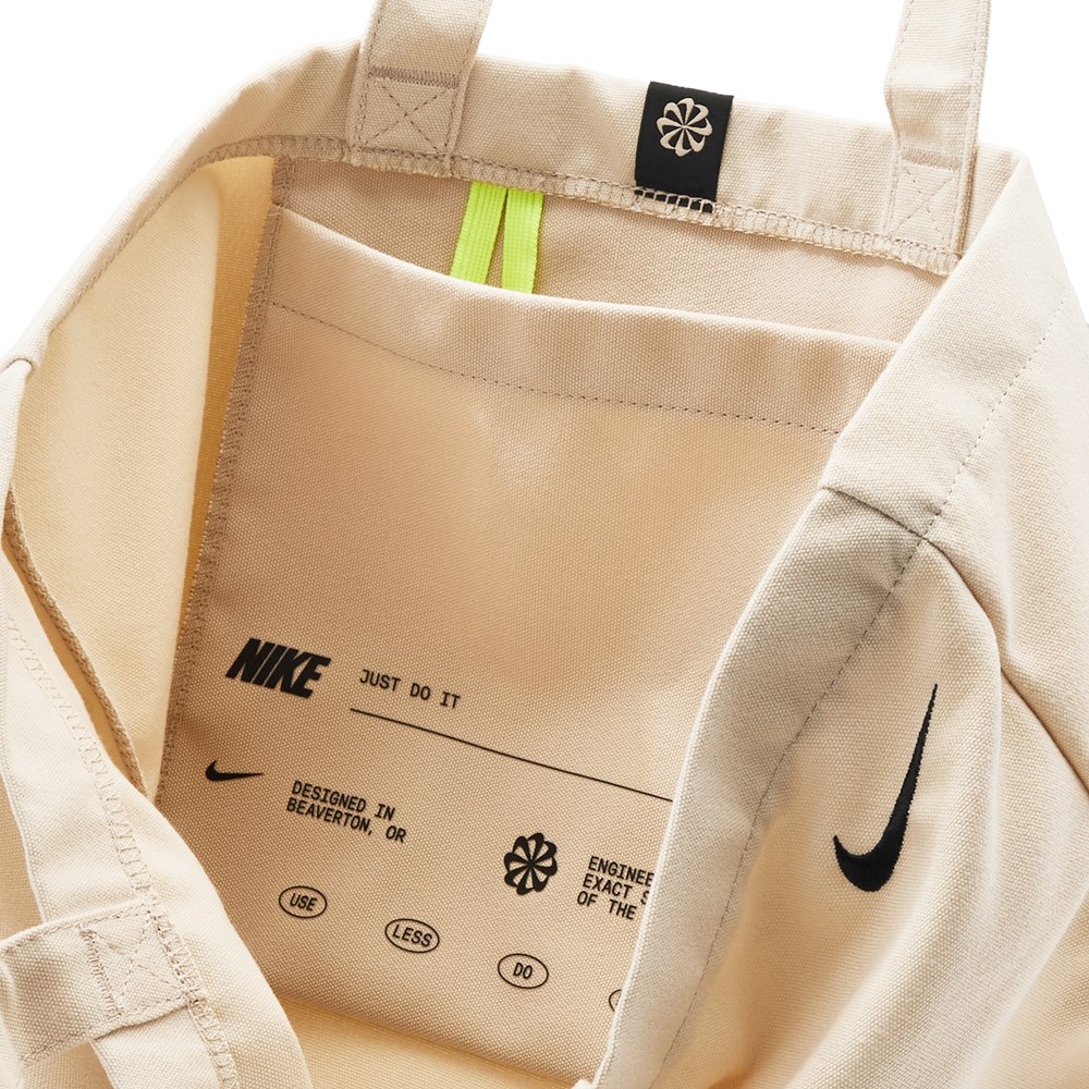 Nike Heritage Tote 2.0 Bag | Famous Footwear