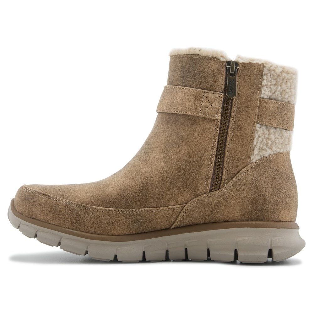 Skechers Women's Synergy Diva Lane Boot | Famous Footwear