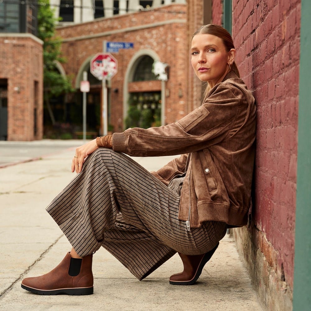 Dr. Scholl display picture 3