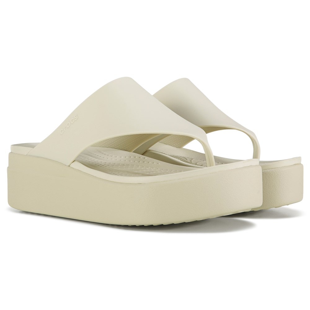 Crocs Women's Brooklyn Flip Platform Sandal