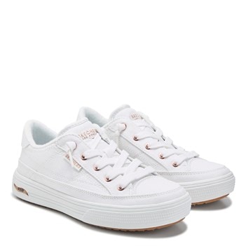 Women's Arch Fit Arcade Meet Ya There Sneaker