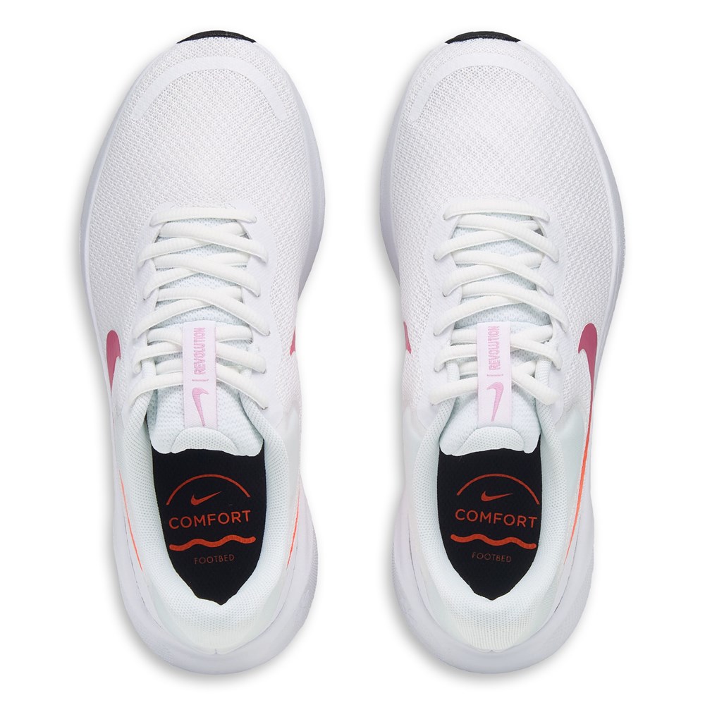 Women's Revolution 7 Running Shoe