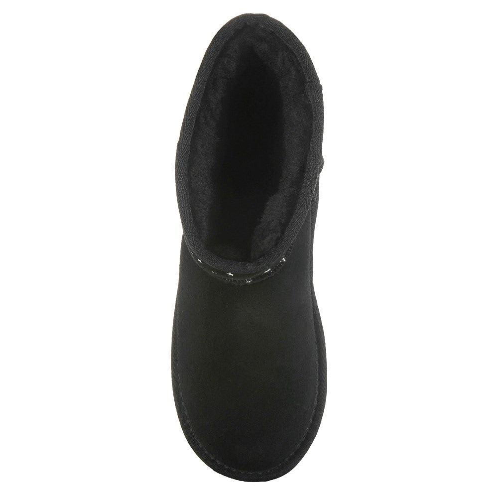 famous footwear uggs