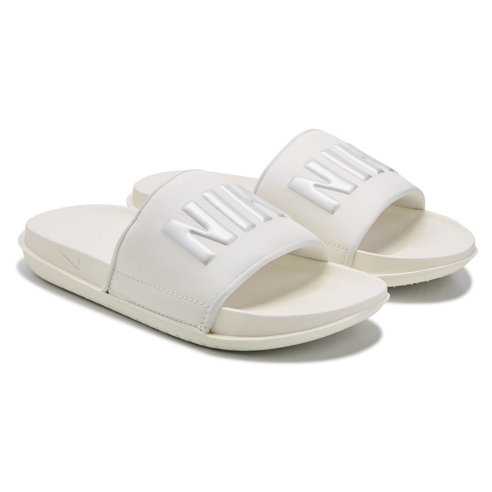 Nike Women's Offcourt Slide Sandal | Famous Footwear