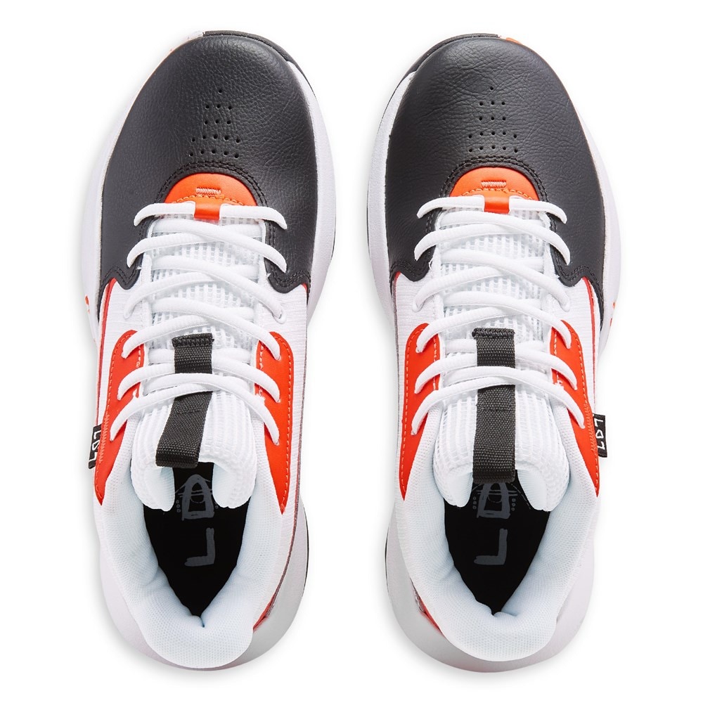 Lockdown 7 Basketball Shoe