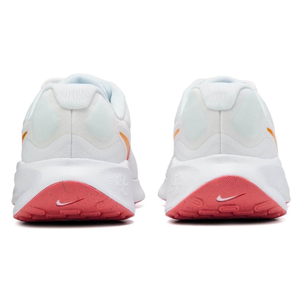 Women's Revolution 7 Running Shoe