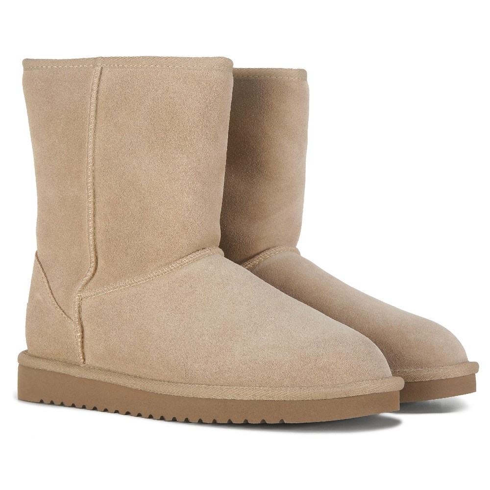 Custom UGG boots i will get me a PAIR!!!!!!!!!!!!