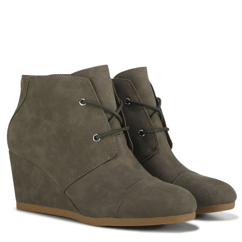 Famous footwear toms sale