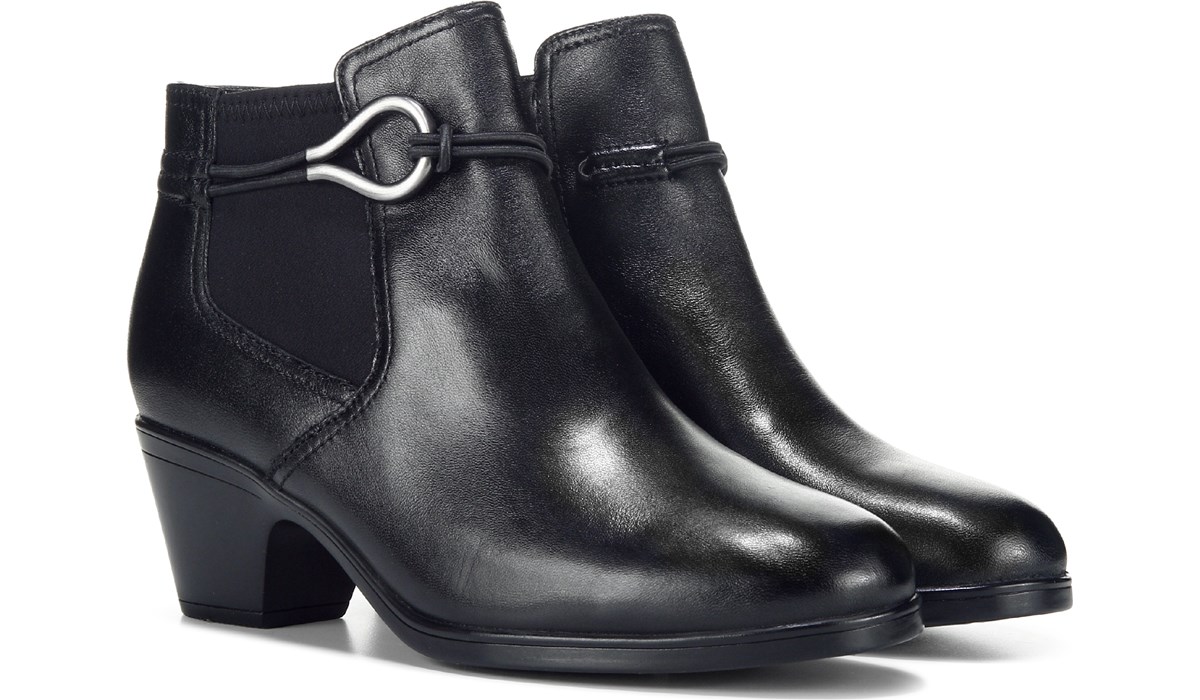 Clarks Women s Emily 2 Kaylie Meidum WideAnkle Bootie Famous