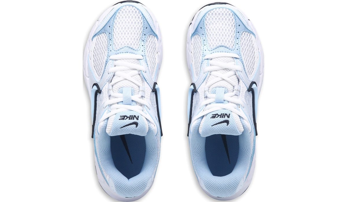 Nike Women's V5 RNR Sneaker | Famous Footwear