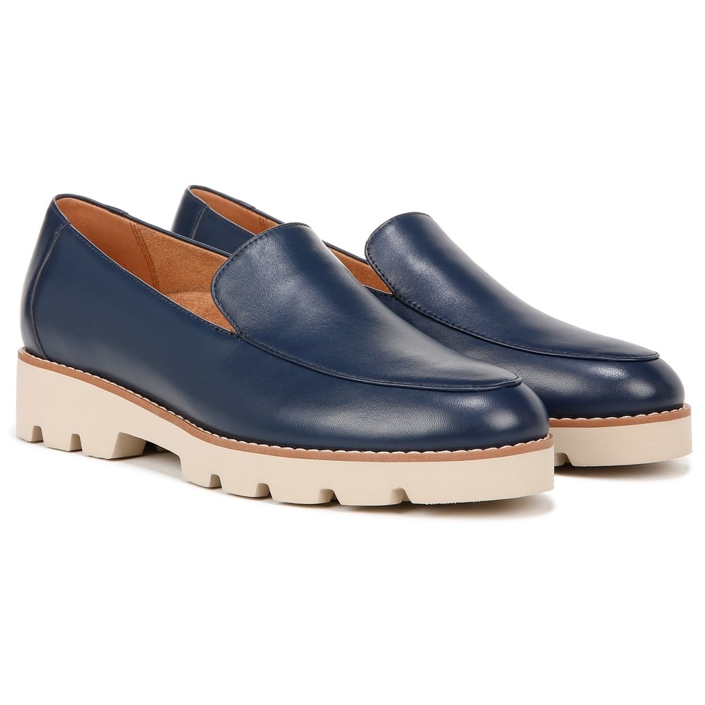 Vionic Women's Kensley Loafer | Famous Footwear