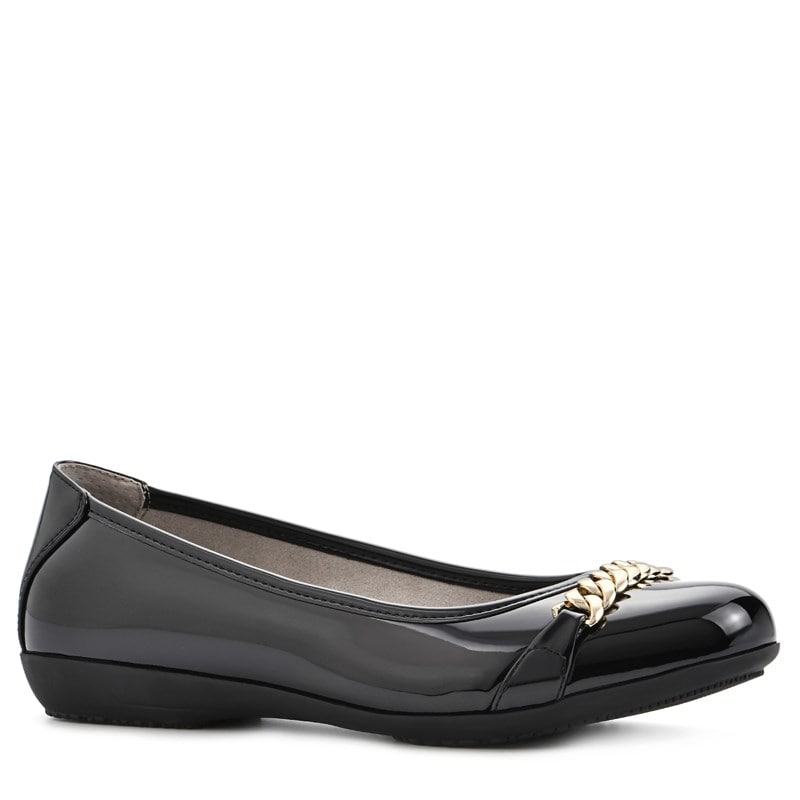 Cliffs by White Mountain Women's Charmed Ballet Flat Shoes (Black Patent) - Size 9.5 M