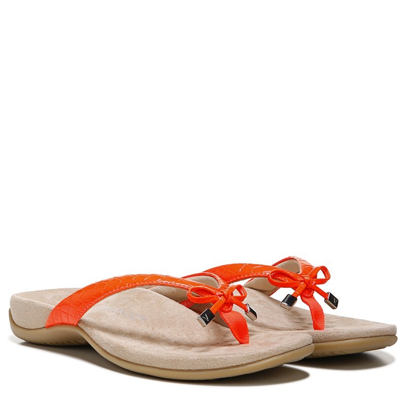 narrow vionic sandals