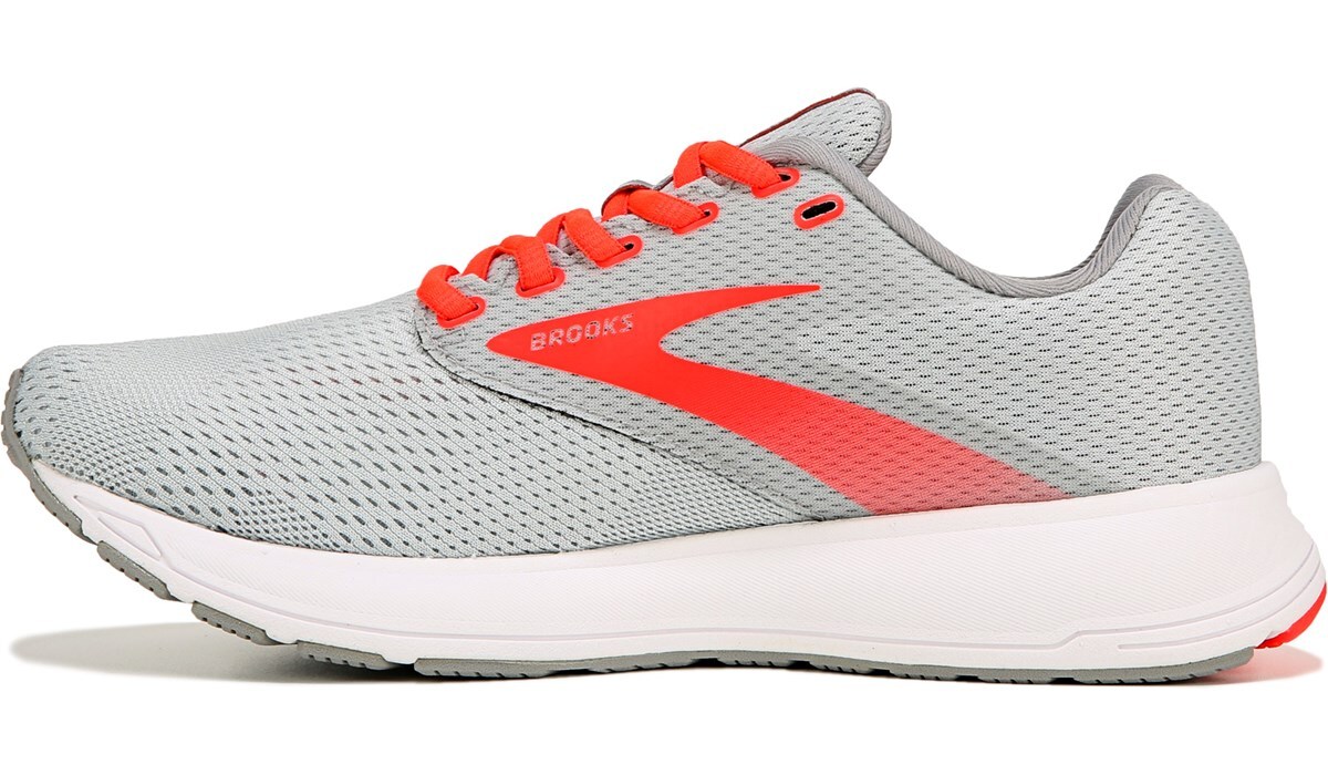 famous footwear brooks