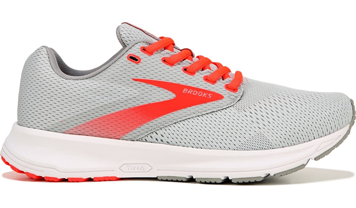 famous footwear brooks