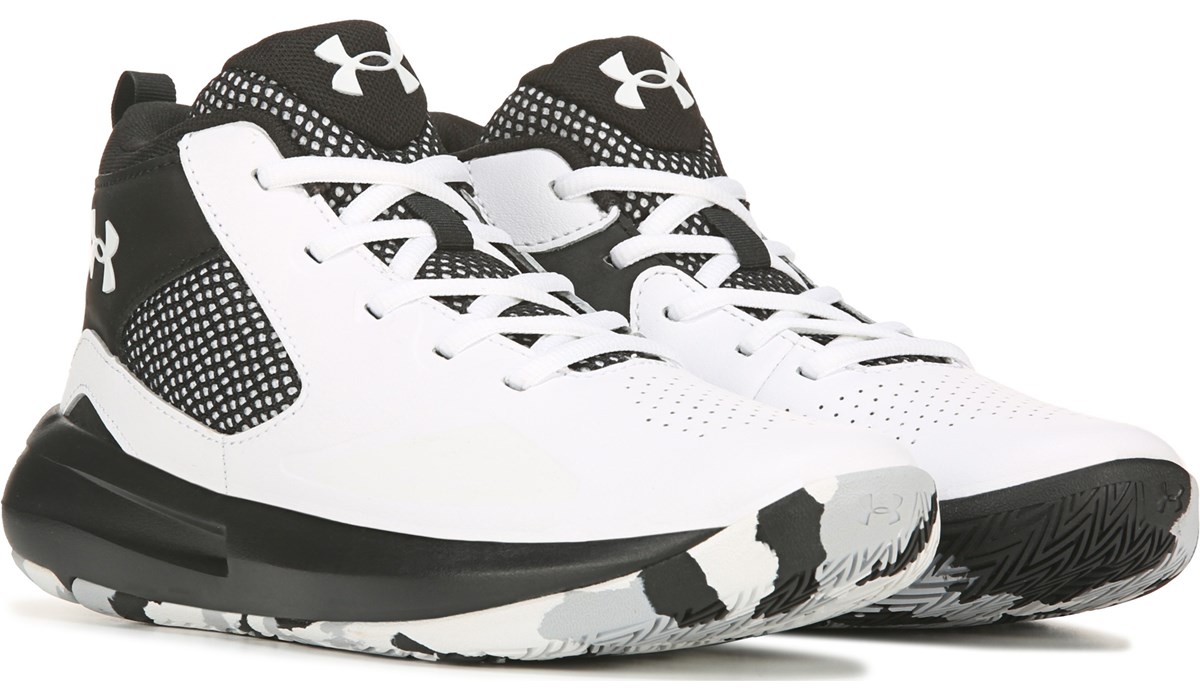 under armour all black basketball shoes