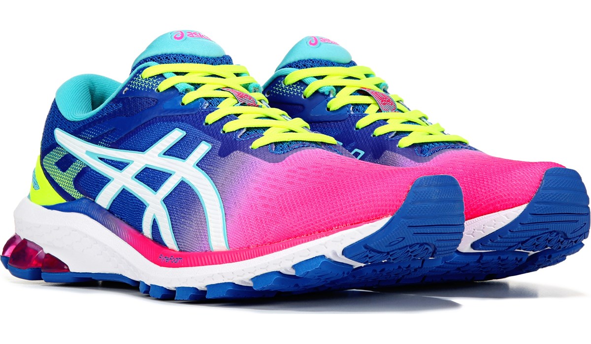 asics walking shoes women