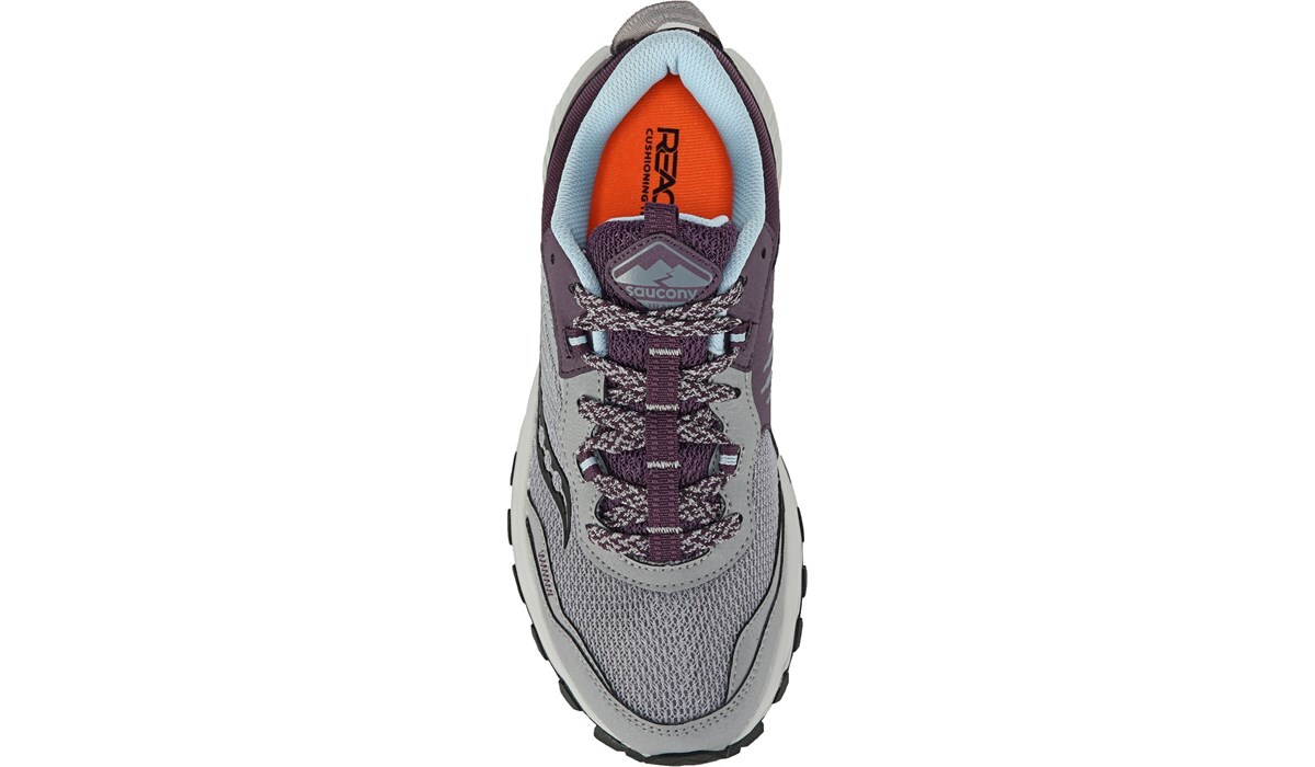 famous footwear saucony