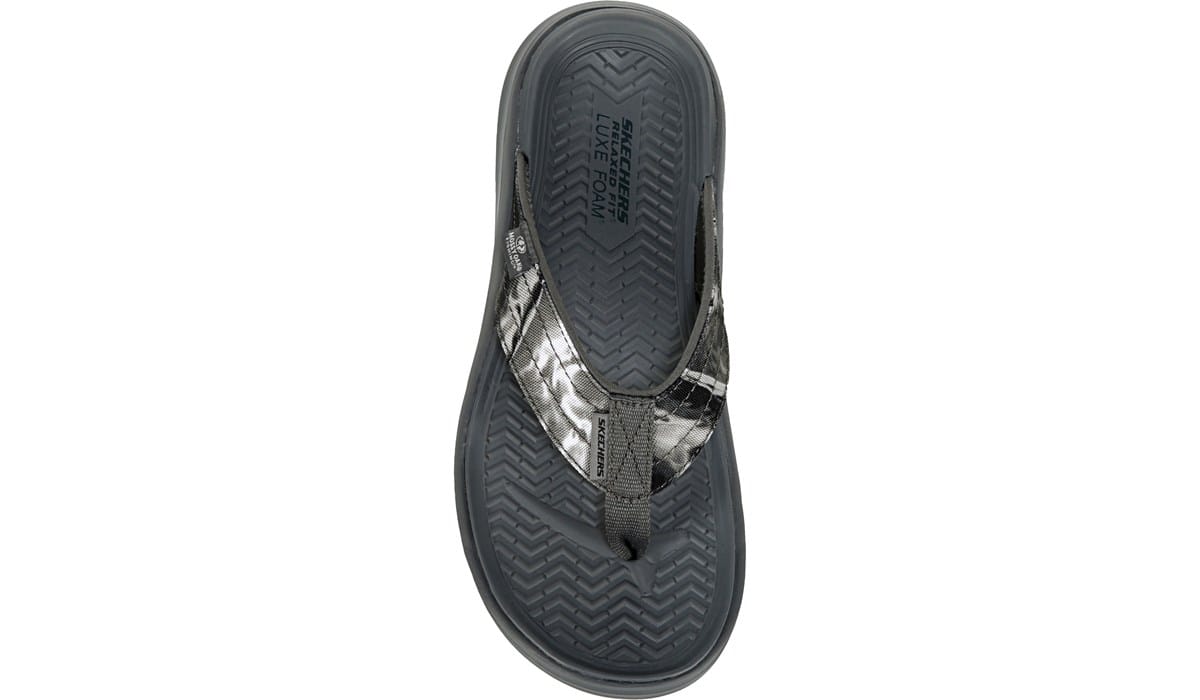 famous footwear mens flip flops