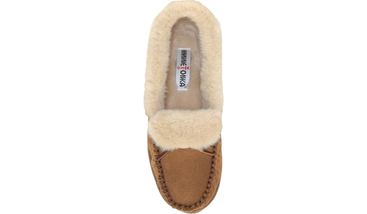 Minnetonka Moccasin Women's Tabby Folded Trapper Slipper | Famous Footwear