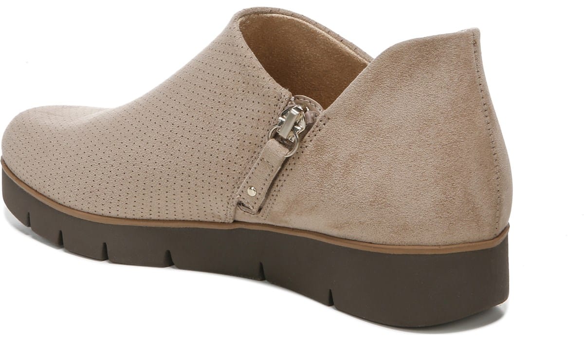 Dr. Scholl's Women's Whoa Sneaker Boot 
