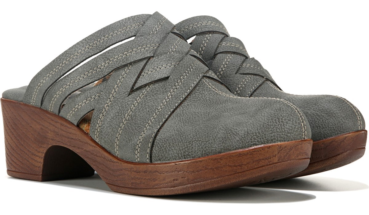 famous footwear boc