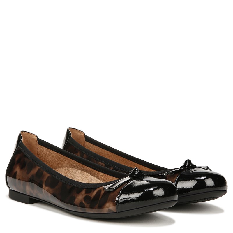 Vionic Women's Amorie Medium/Wide Flat Shoes (Black Patent Leather) - Size 10.0 N