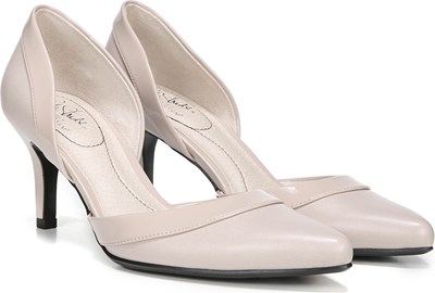 Women's Pumps, Famous Footwear